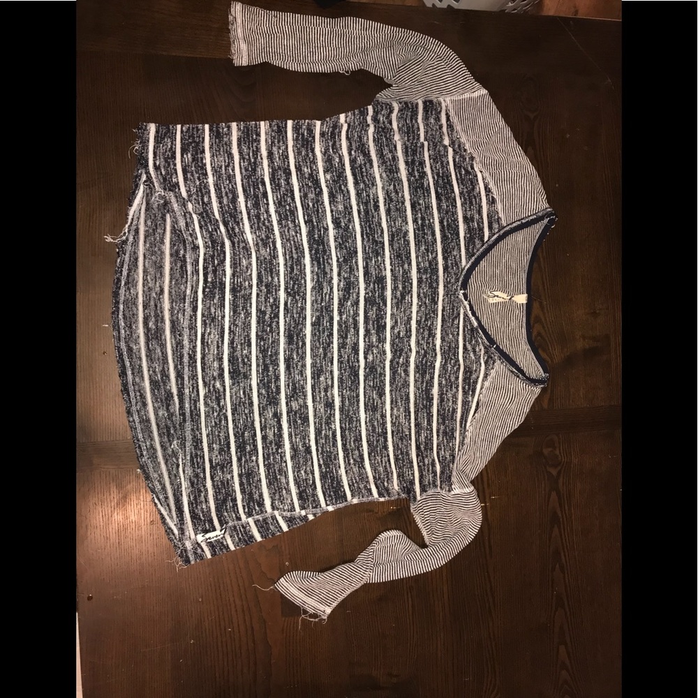 Seven7 Navy and white light weight sweater